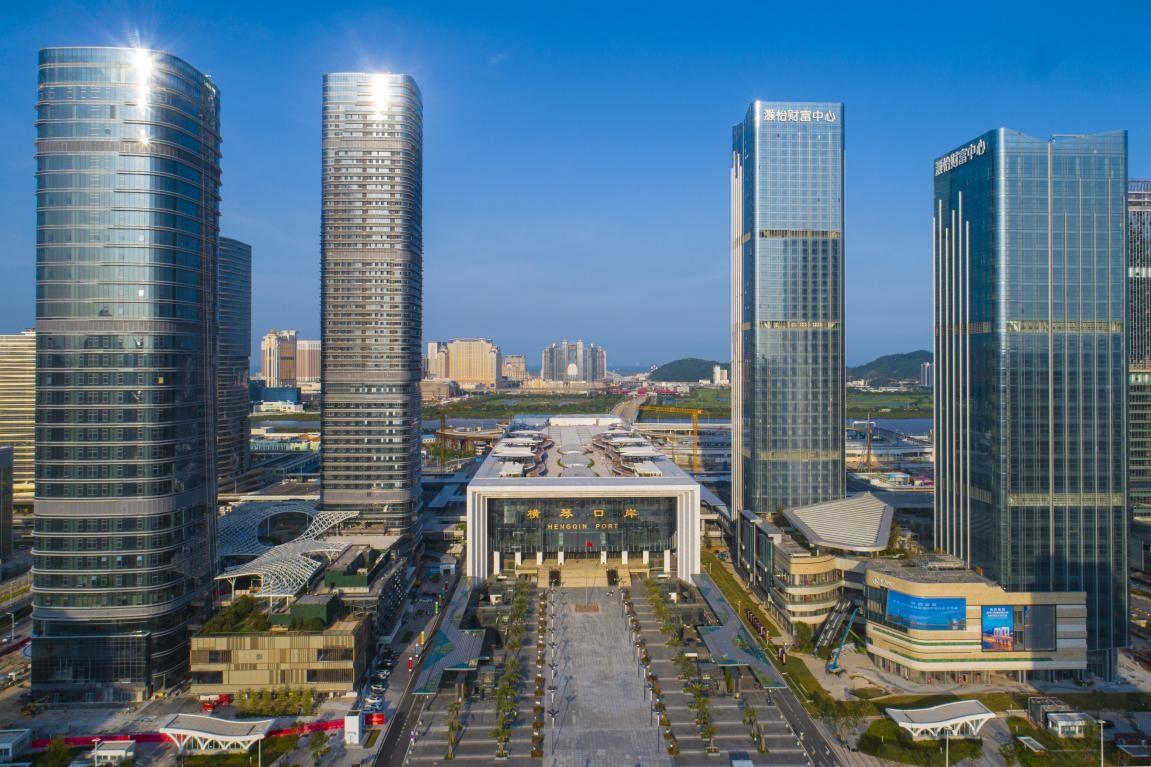 全民2025，新澳门与香港天天免费精准大全的合法性探讨及警惕虚假宣传的全面释义与专家解读